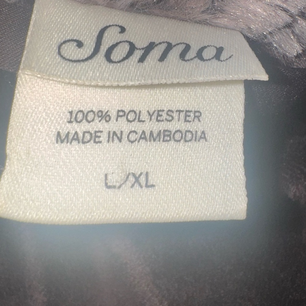 Soma Robe - Picture 7 of 7